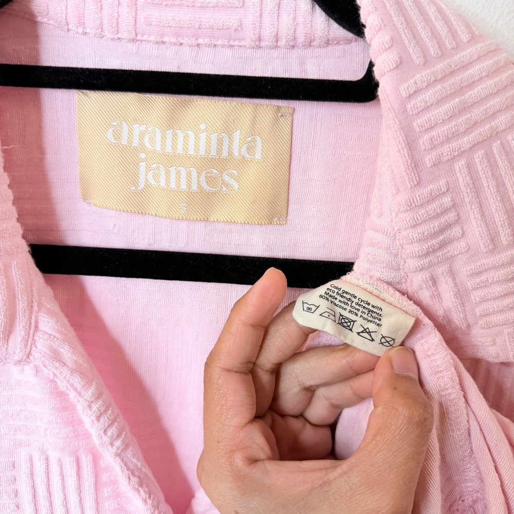 Araminta James Pink Textured Terry Cloth Button Up Shirt Size Small - Picture 7 of 10